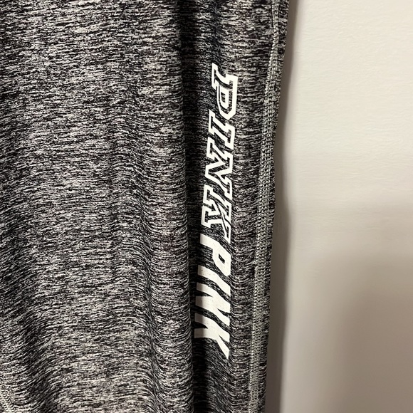 Pink Victoria’s Secret Yoga Pants Size Small - Picture 2 of 4